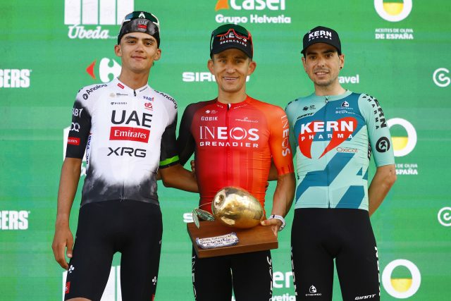 Isaac del Toro, Michal Kwiatkowski e Ibon Ruiz, en el podio final.
Foto de Sprint Cycling